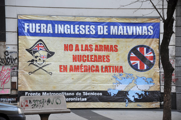 Fuera Ingleses de Malvinas - No a las armas nucleares en Amrica Latina