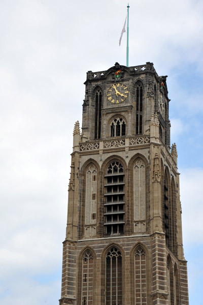 Heavily damaged, Grote of Sint-Laurenskerk was restored 1952-1968