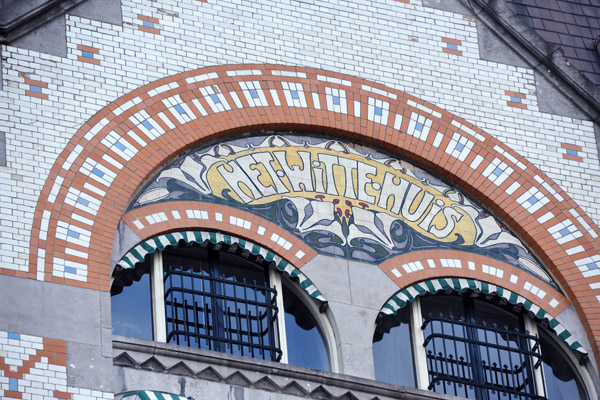 Mosaic detail, Het Witte Huis, Rotterdam