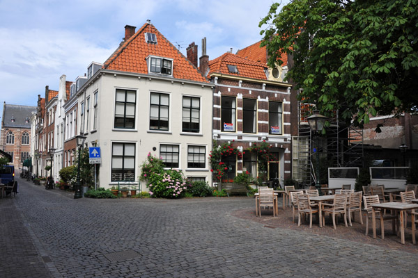 Kloksteeg, Pieterskerkhof, Leiden