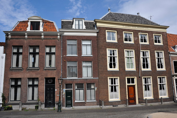 Hooglandse Kerkgracht, Leiden