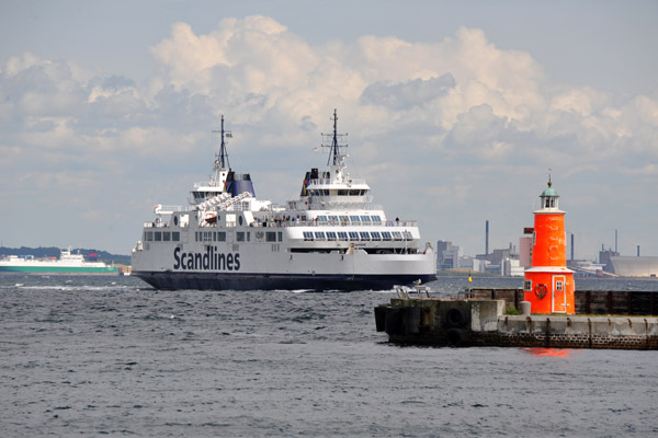 Scandlines Ferry arriving at Helsingr from Sweden