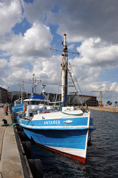 Fishing boat Antares at Helsingr