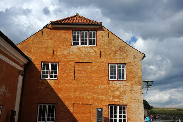 The buildings in the outer castle yard now contain restaurants, shops and galleries