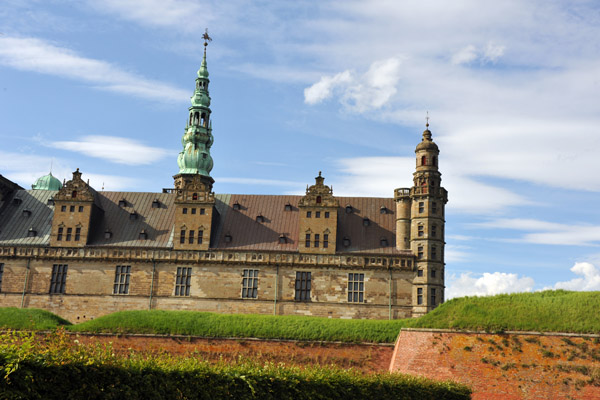 South wing of the Kronborg from the outer fortifications