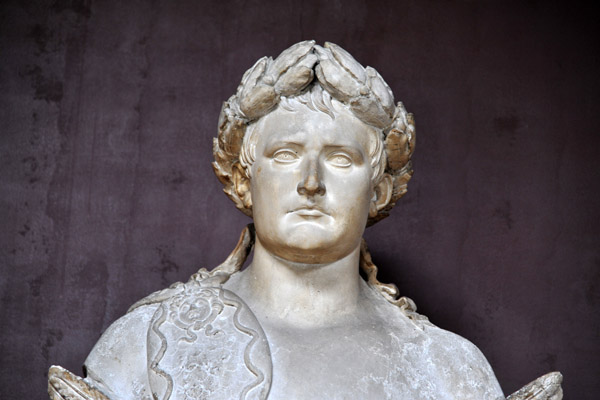 Napoleon Bonaparte (A909) 