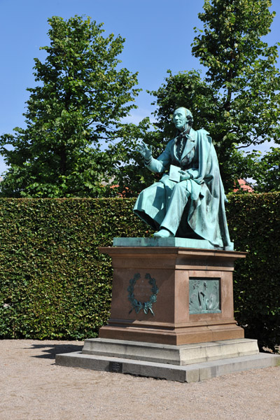 Hans Christian Andersen - Rosenborg Castle Garden