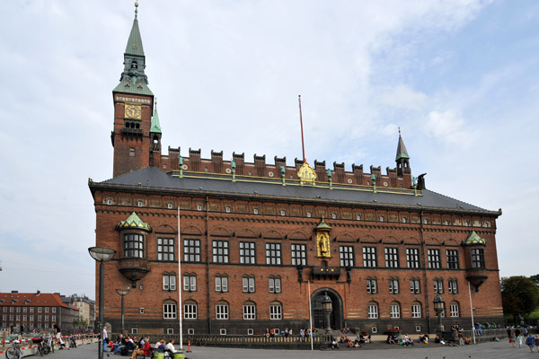 Copenhagen City Hall, Rdhuspladsen