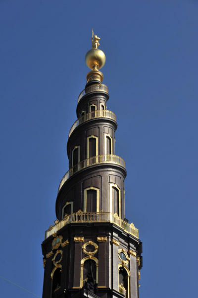 The famous spire of Vor Frelsers Kirke