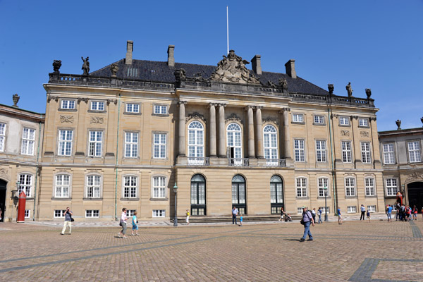 Christian VIII's Palace, Amalienborg (NW) - Levetzau Palace