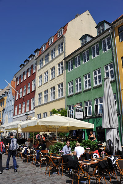 Nyhavn restaurants on a sunny day