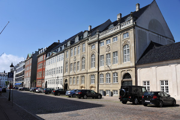 Amaliegade - the elegant street leading south from the Amalienborg