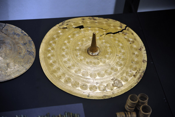 Large ornamental disk, Skagen, ca 1400 BC