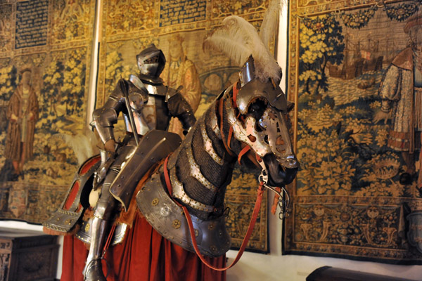 Armor of a mounted knight in the hall of Royal Tapestries