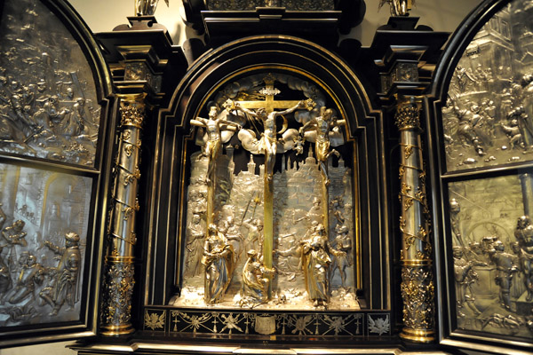 Silver altar, 1620, with ebony frame, Husum Castle