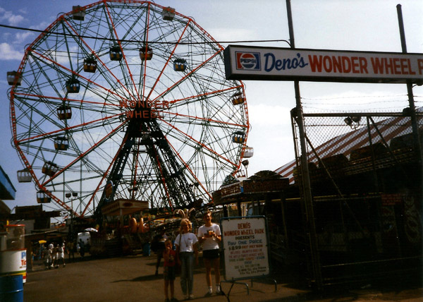 Deno's Wonder Wheel, Coney Island, 1990