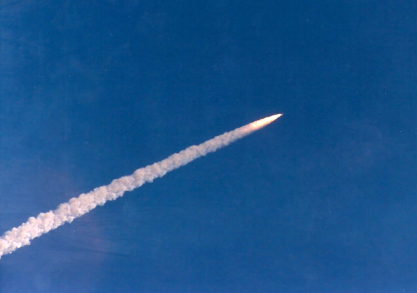 9:57 am, March 13, 1989 - Space Shuttle Discovery, STS-29