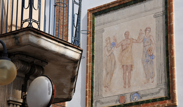 Mural - corner of Francesc Gumà and Sant Isidre