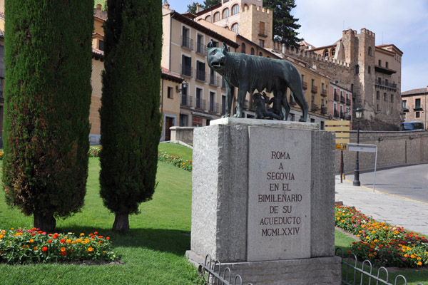 Roma a Segovia en el Bilienario de su Acueducto, 1974