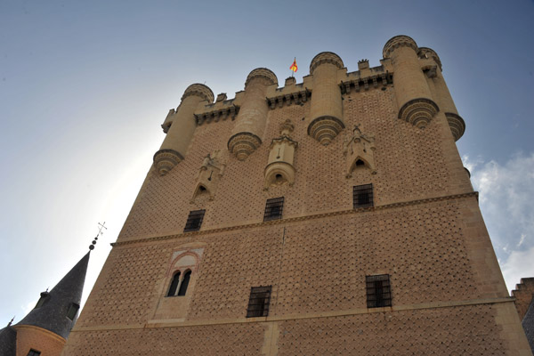 Massive keep , the New Tower, now named Torre de Juan II after its builder