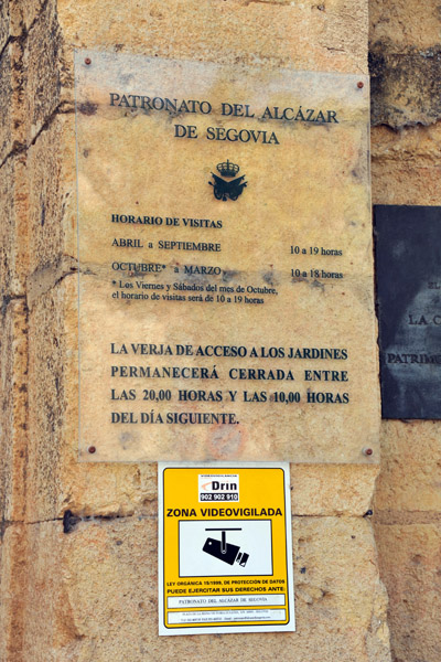 Opening hours of the Alcazar