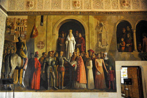 Gallery chamber with mural of Isabella I being proclaimed Queen of Castile at Segovia's Plaza Mayor