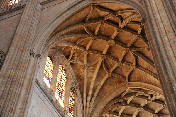 Rib vaulting, Segovia Cathedral
