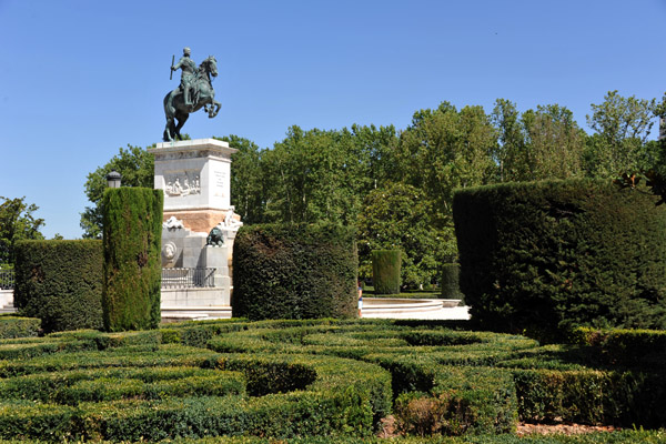 Felipe IV, Plaza de Oriente, Palacio Real de Madrid