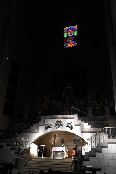 Right Transept - Chapel of the Virgin of Almudena in darkness