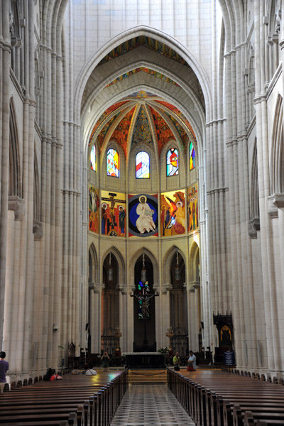 Central Aisle, Almudena Cathedral