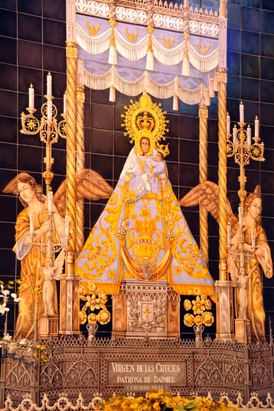 Tilework - Virgen de las Cruces, Almudena Cathedral