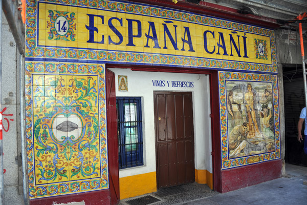 Tiled store front, Espaa Cai, Plaza del ngel, Madrid