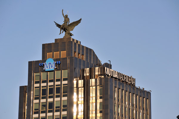 Mutua Madrilea, Edificio La Unin y el Fnix 