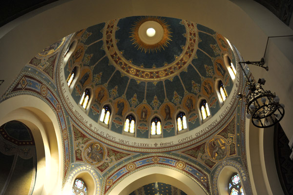 Interior dome, Iglesia de San Manuel y San Benito, Madrid