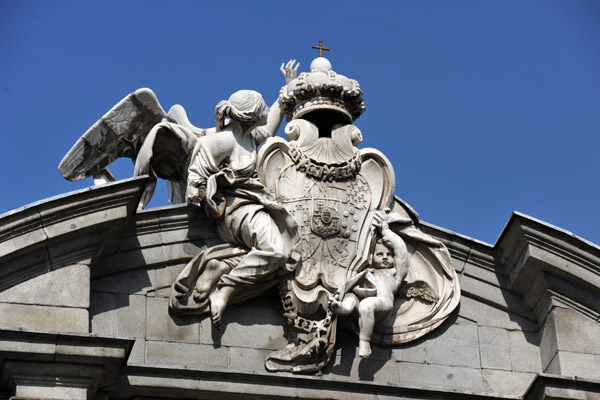 Coat-of-Arms of Carlos III, Puerta de Alcal, Madrid