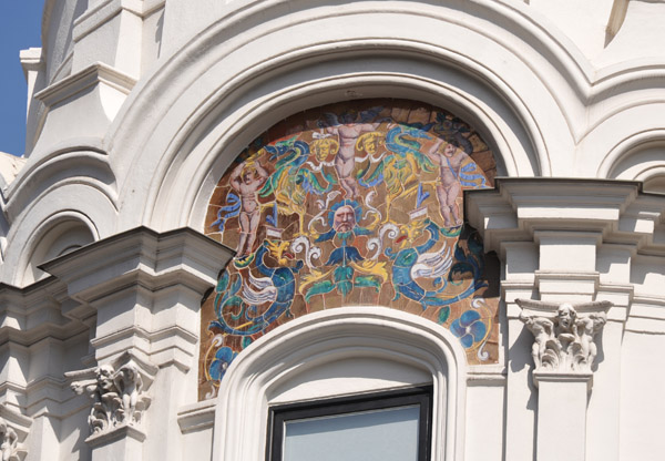 Mosaic, Edificio Metrópolis, Calle Gran Via, Madrid