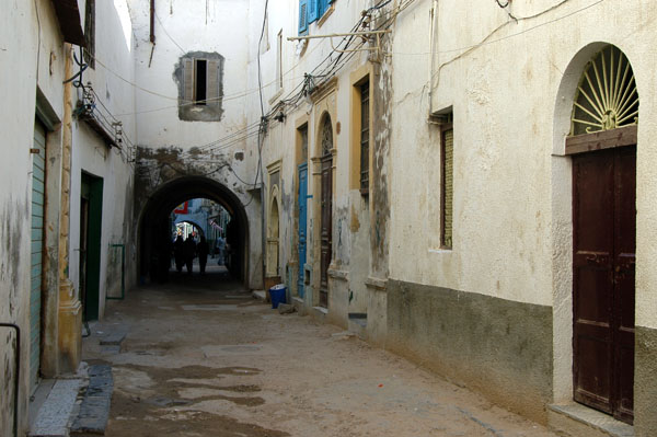Sharia Jama Ad-Draghut, Tripoli Medina