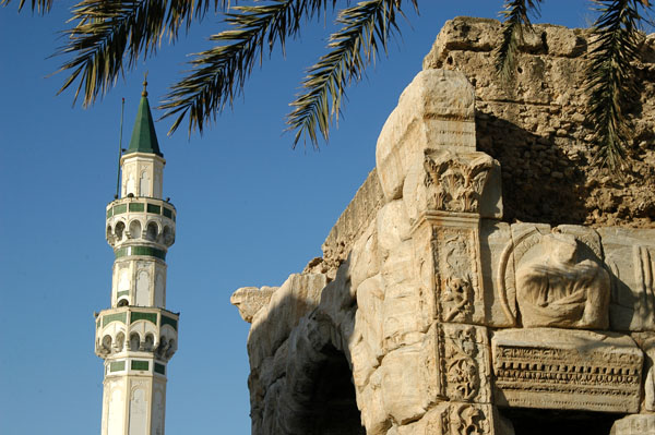 Arch of Marcus Aurelius & Gurji Mosque