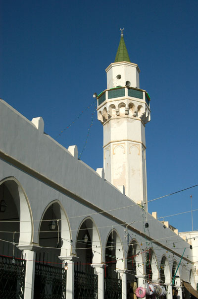 Ahmed Pasha Karamanli Mosque, Souq al-Mushir