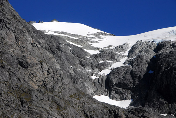 Mount Isolation behind Mount Talbot