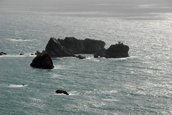 Rocks about 20km north of Haast