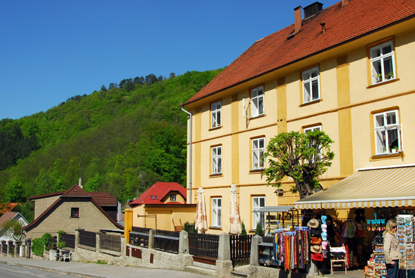 Main Street, Karltejn