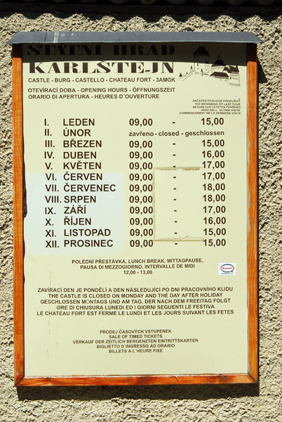 Opening hours of Karltejn Castle by month