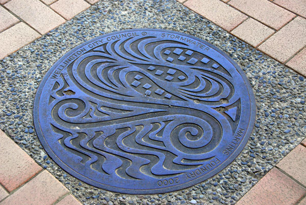 Wellington manhole cover