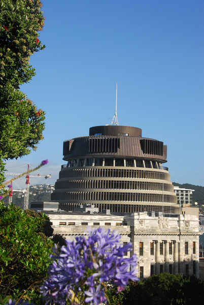 The Beehive, New Zealand Parliament