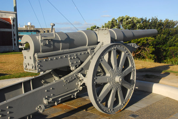 The Krupp Gun, captured by NZ in France, 1918