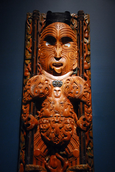 Te Papa - Maori wall carving (Poupou)