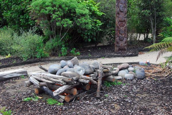 Earth oven (hangi)Tamaki Maori Village