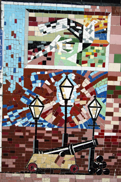 Mosaic of Bibi Marium, the cannon that stood in the Gulistan Roundabout in the 1960s
