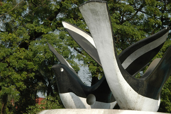 Doyel Chattar, a roundabout monument at the old Ramna Gate, Dhaka